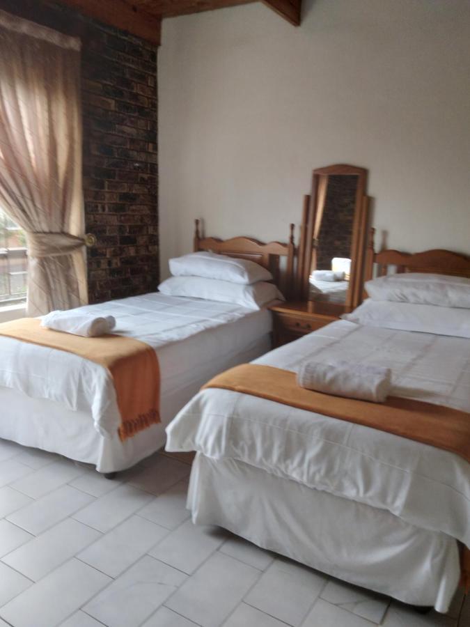 Hamba Kancane Ma-Africa Guest House Граскоп Екстериор снимка