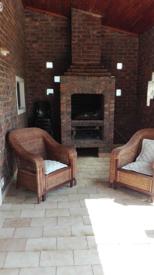 Hamba Kancane Ma-Africa Guest House Граскоп Екстериор снимка