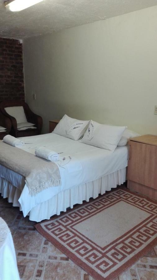Hamba Kancane Ma-Africa Guest House Граскоп Екстериор снимка